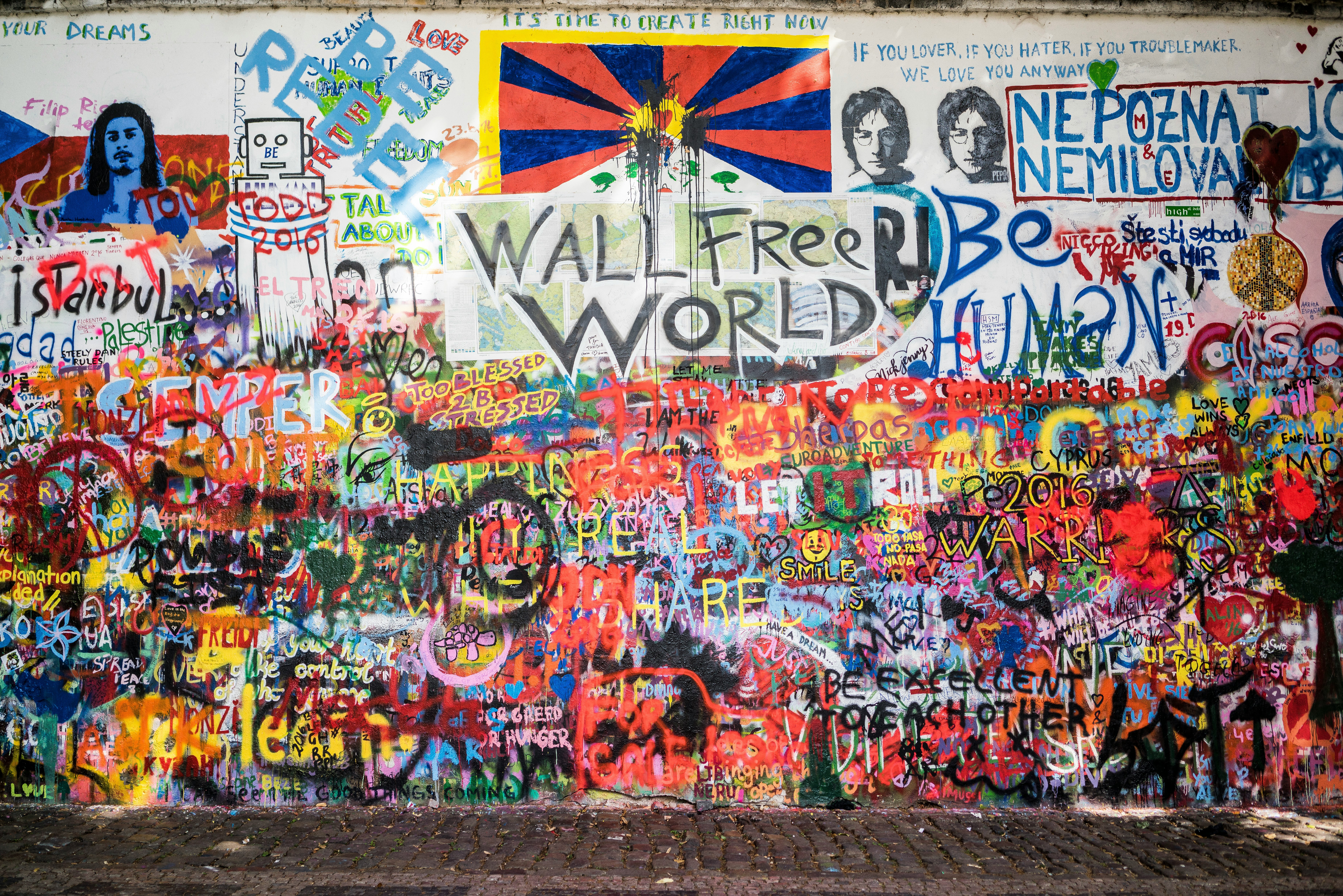 wall free world painting